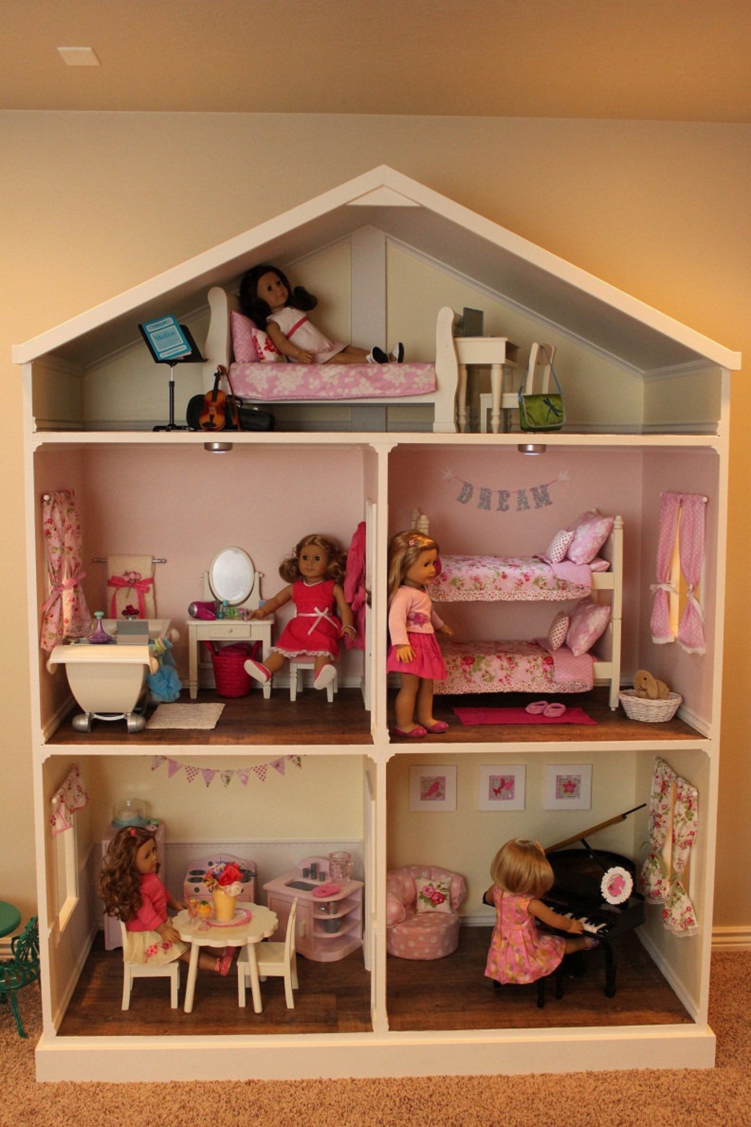 AG Doll House