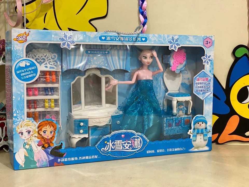 Elsa Castle Doll House