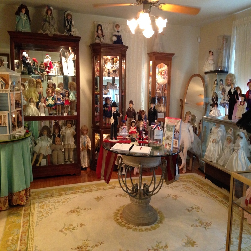 granbury doll house museum