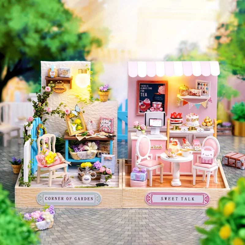 A DIY Miniature Dollhouse