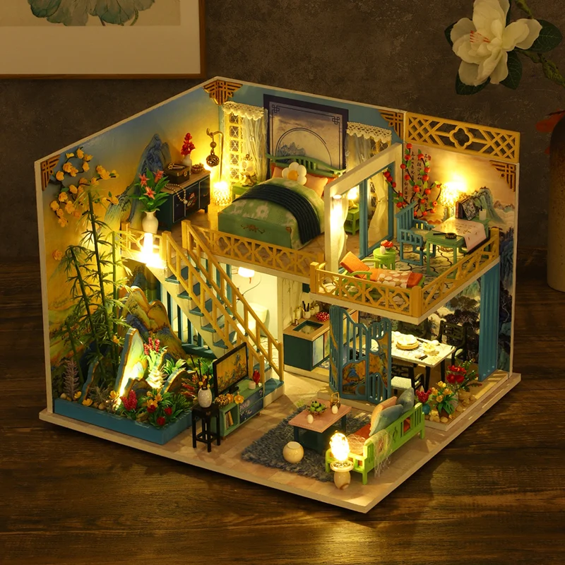  miniature doll house