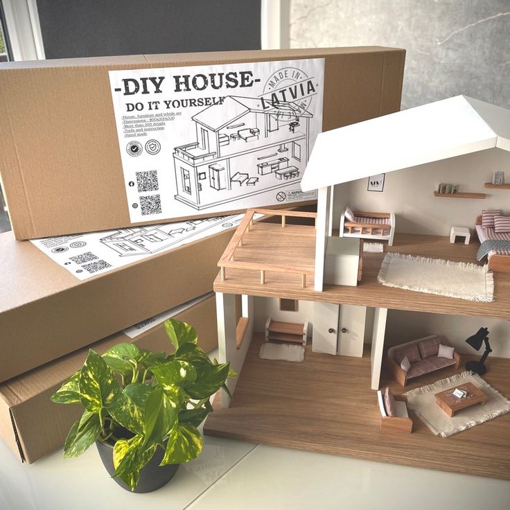 make your own doll house game