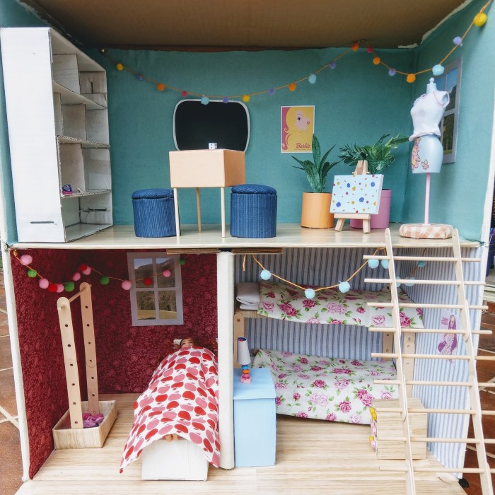 how to make a doll house out of cardboard