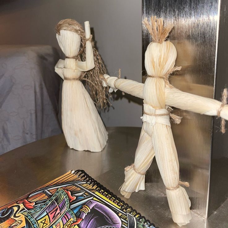 how to make a corn husk doll