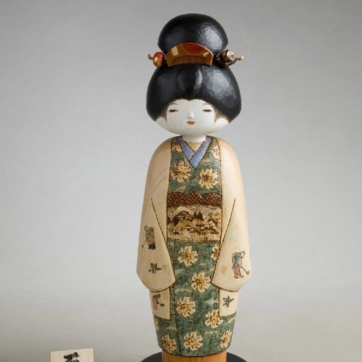 what is a kokeshi doll