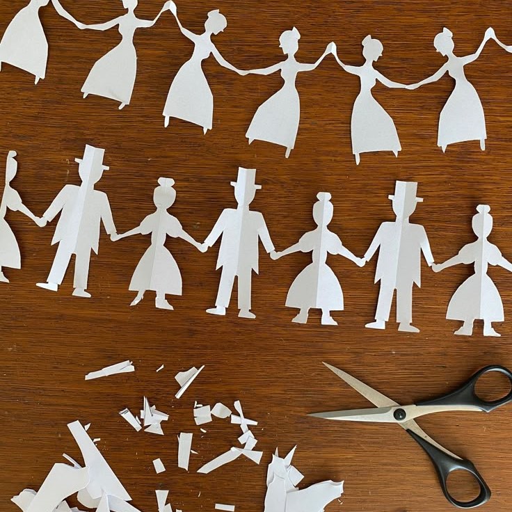 how to make paper doll chain