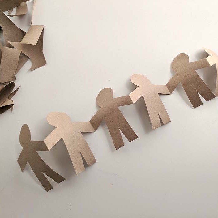 how to make paper doll chain