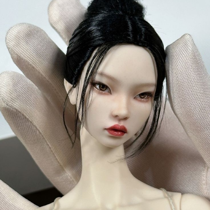 what is a porcelain doll