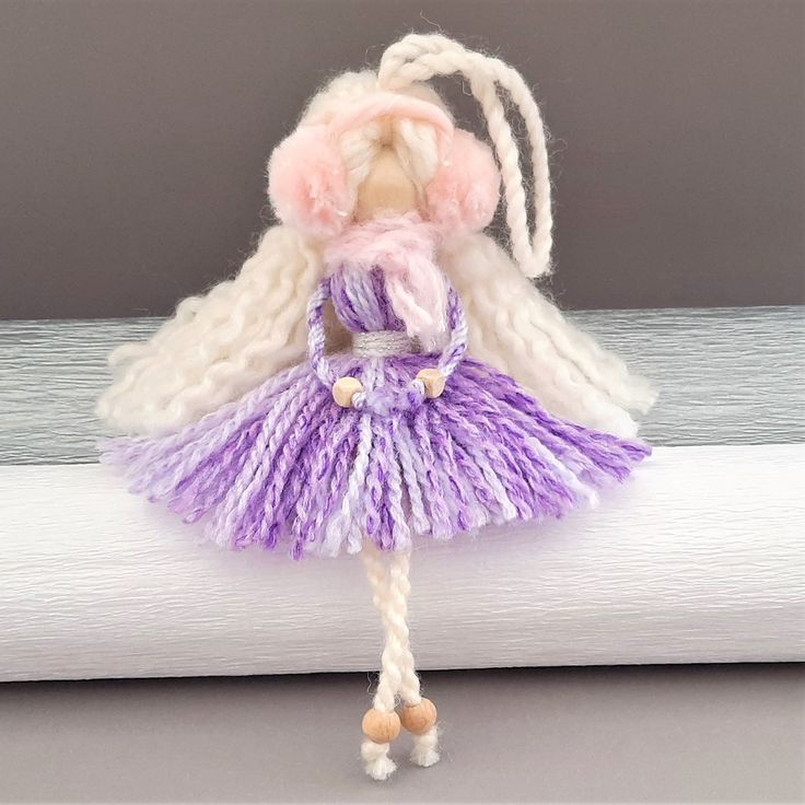 how to make a yarn doll