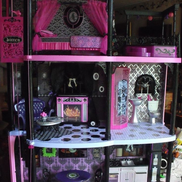 monster high doll house