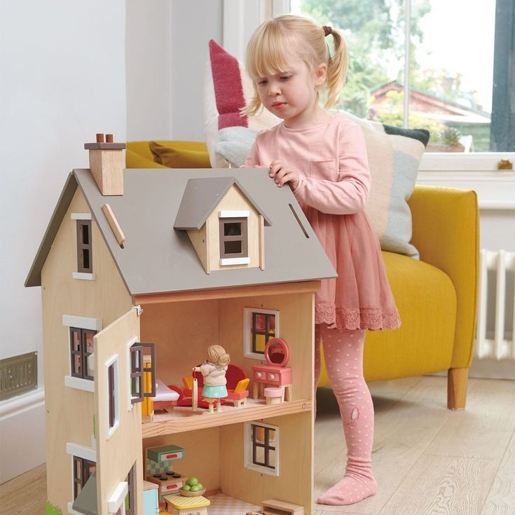 toddler doll house