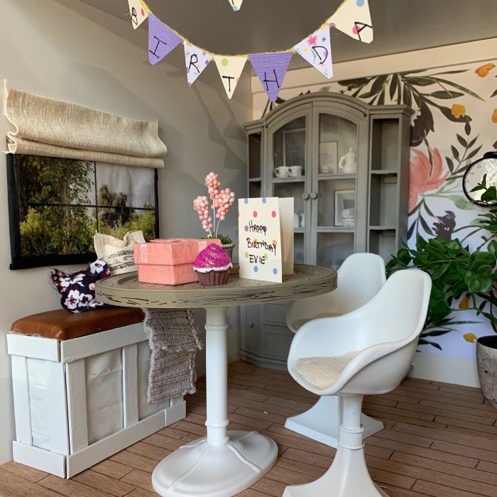 doll house furniture